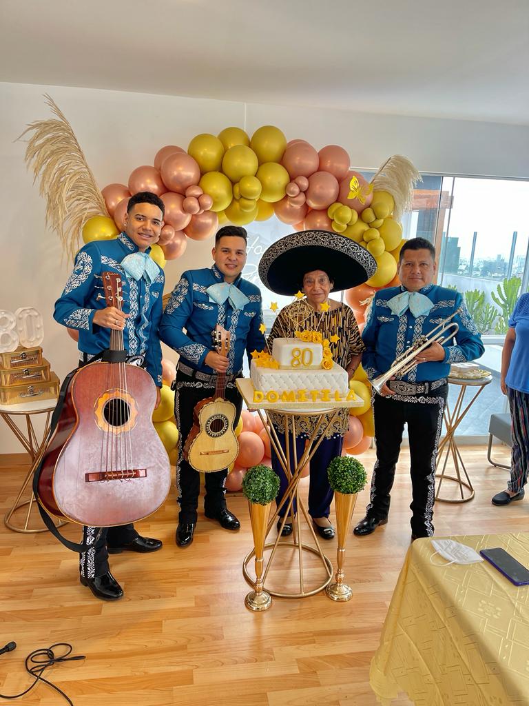 Serenata Especial